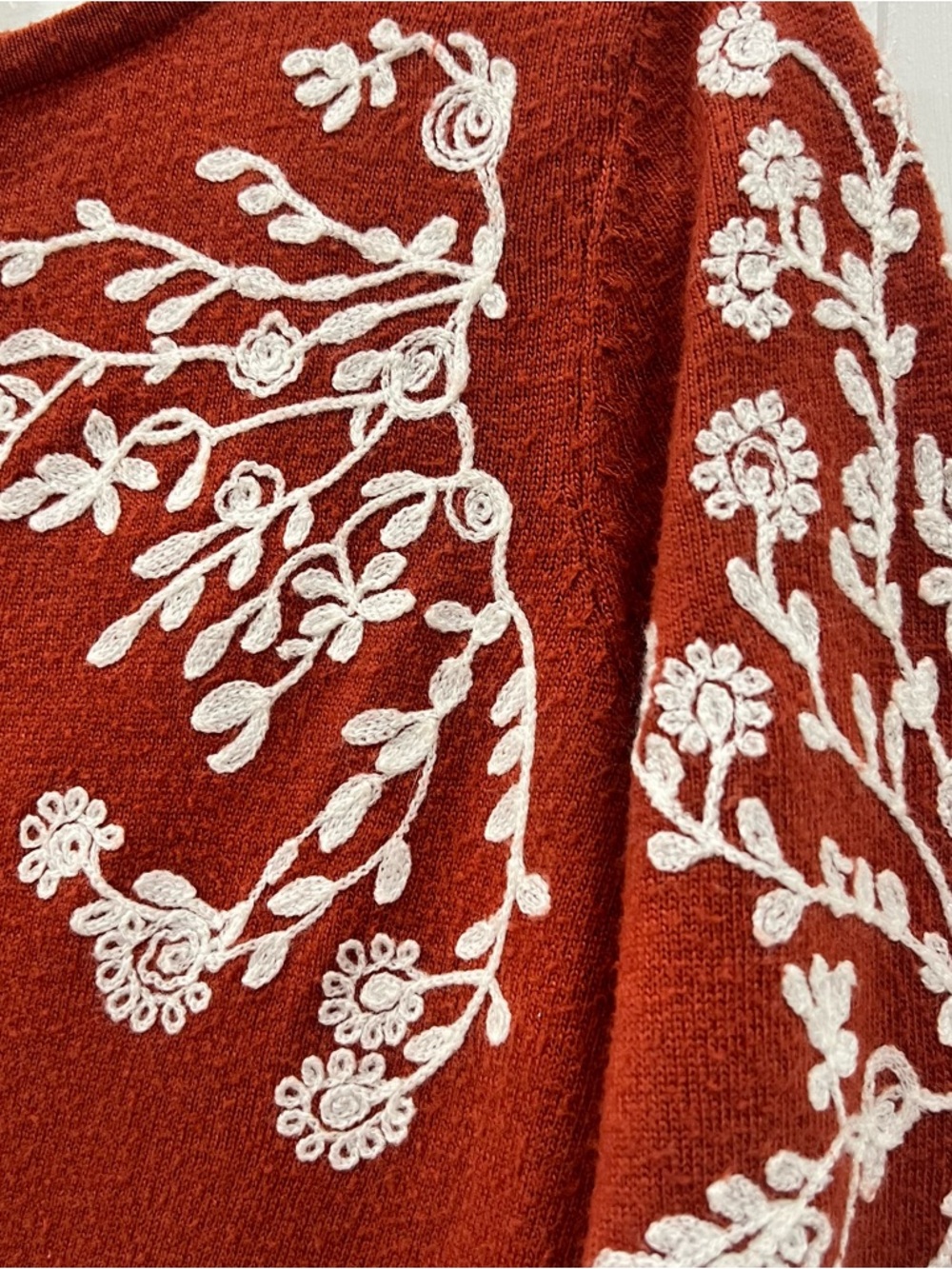 Women's Rust Boatneck Sweater with White Floral Embroidered Knit Size S Cottage